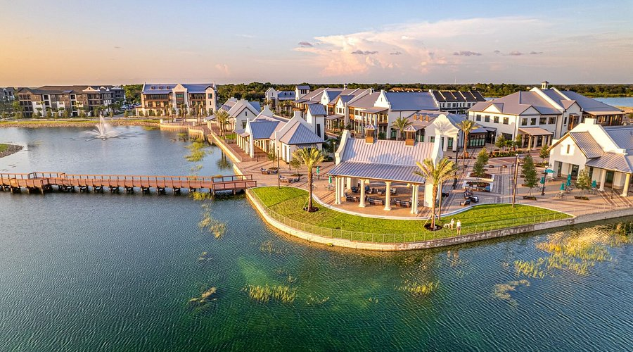 Waterside Place, Florida lifestyle imagery